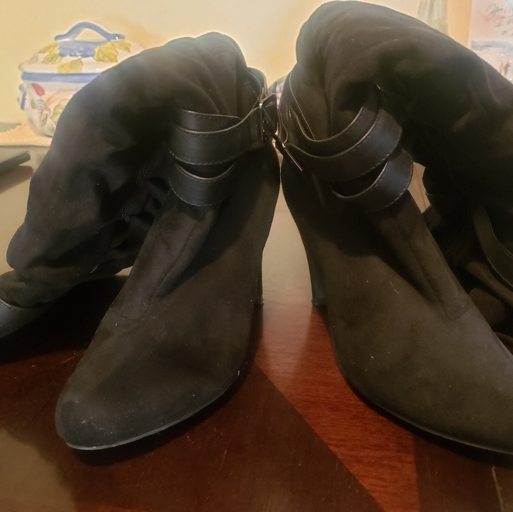 Knee high Suede boots